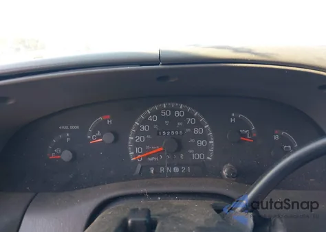 1997 Ford F-150 Lariat/Standard/Xl/Xlt z USA, uszkodzony, nr VIN 1FTDF1764VNC68673